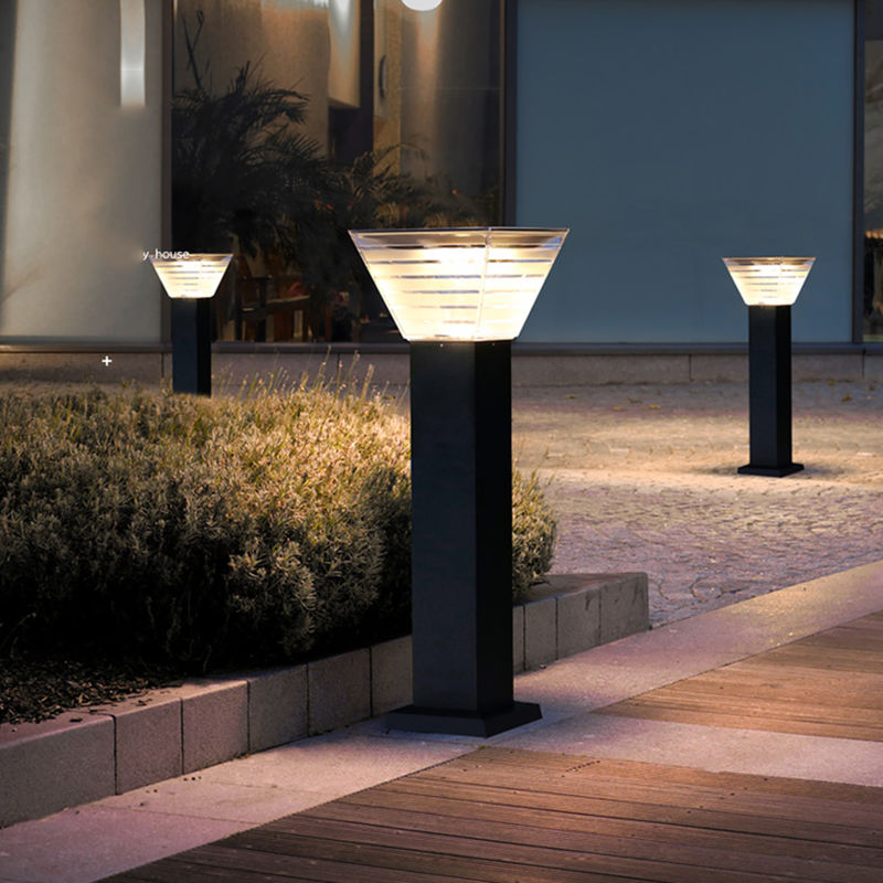 Minimalist 7W LED Solar Garden Light Landscape Decoration Bollard LED Lawn Lighting