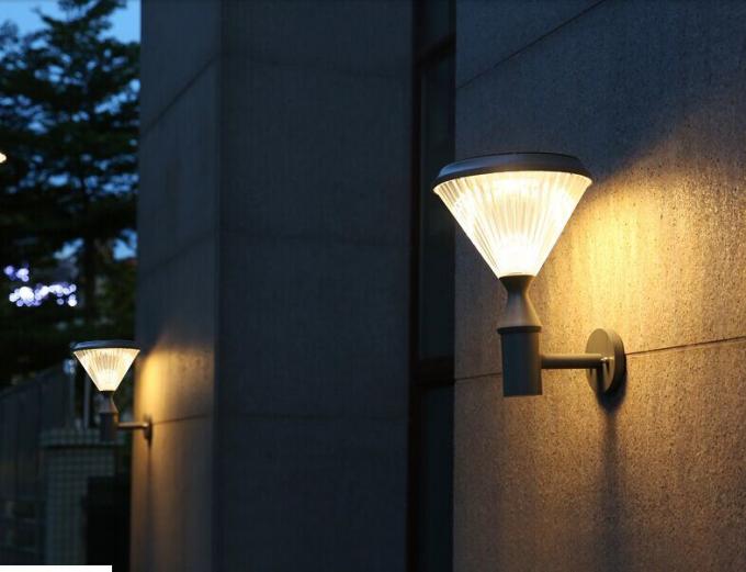 High Quality LED Pole Posts Garden Lamp Solar Pillar Lawn Light